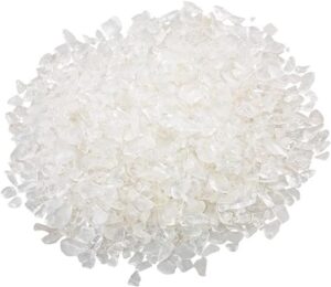 2-MMC crystal chunks